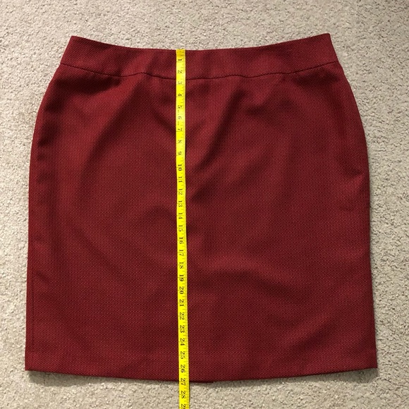 Le Suit Separates Skirt Sz 22W Elegance Classic Red Pencil Straight - Picture 3 of 11